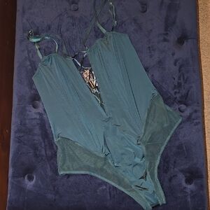 💚3 For $20💚 Victoria's Secret bodysuit
